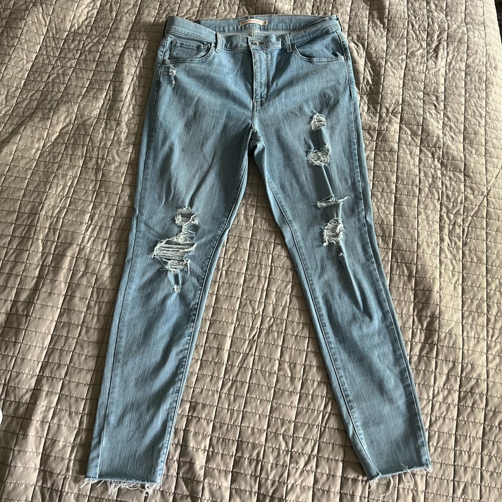 Levi High Rise Super Skinny Jeans Size 32